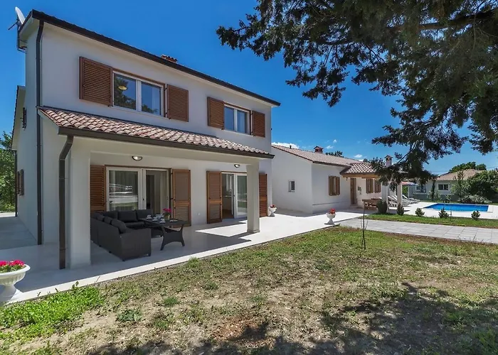 Ana * Labin (Istria)