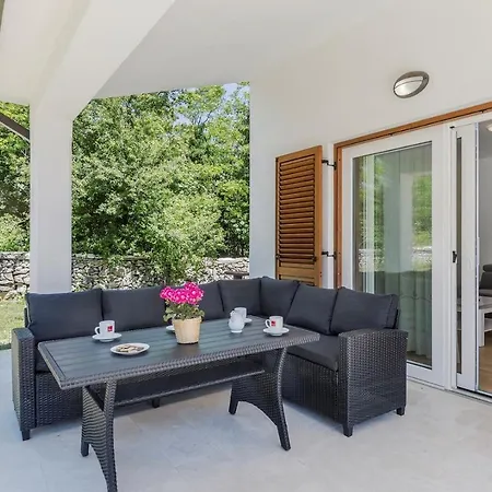 Villa Ana Labin *